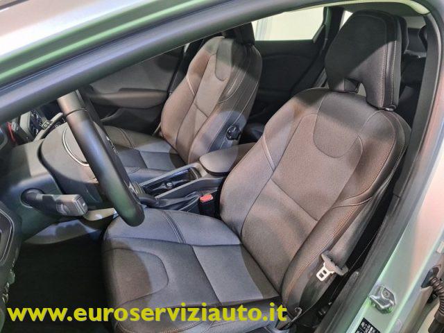 VOLVO V40 Cross Country D2 Geartronic Style Plus