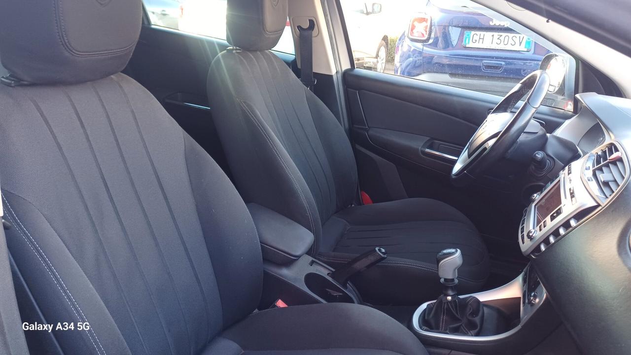 Lancia Delta 1.6 MJT DPF Gold 2012