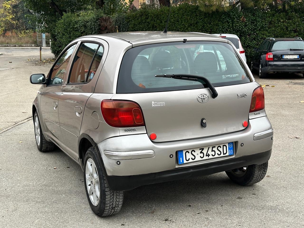 Toyota Yaris 1.0i 16V cat 5 porte Sol X Neopatentati