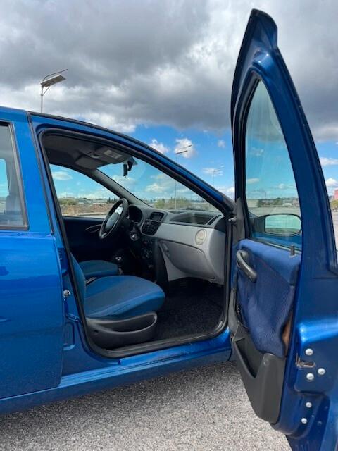 Fiat Punto 1.2i cat 5 porte ELX