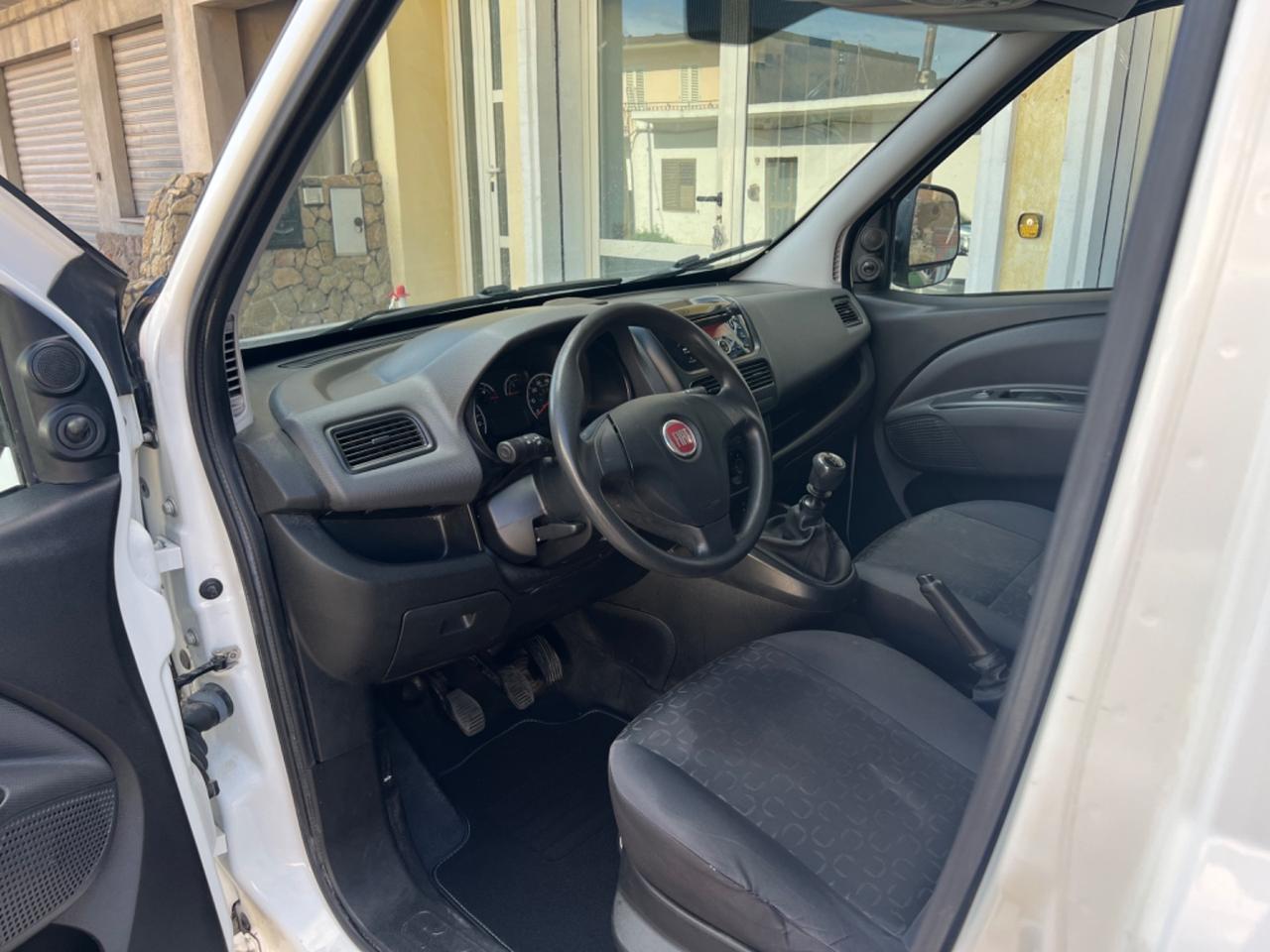 Fiat doblo 1.4 benzina 95 cv 69000 KM
