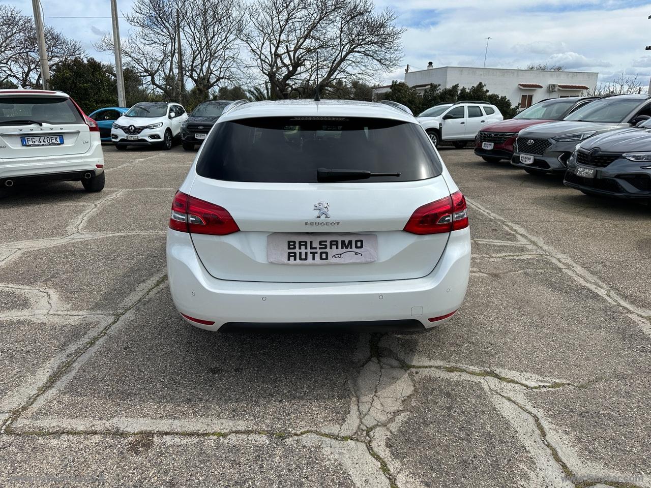 PEUGEOT 308 BlueHDi 120 S&S EAT6 SW Allure