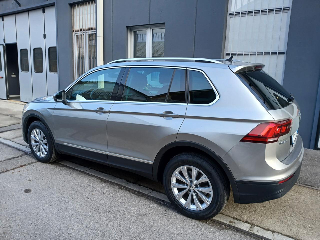 Volkswagen Tiguan 2.0 TDI SCR DSG Advanced Technology* DSG*EURO6*NAVI*CERCHI