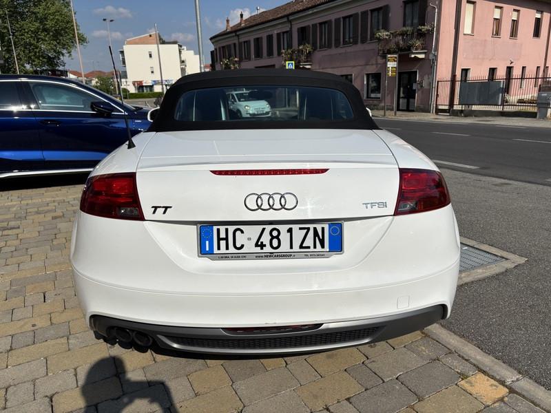 Audi TT Coupe Cabrio 1.8 S-line tfsi XENO-NAVI-19"