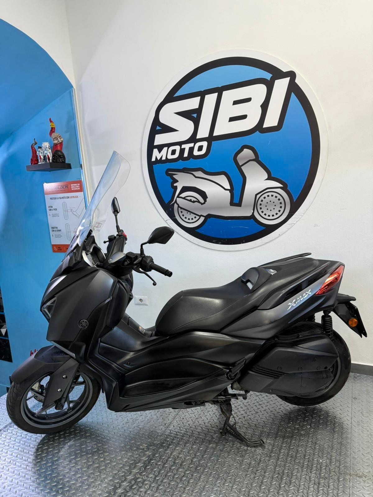 Yamaha X-Max 300