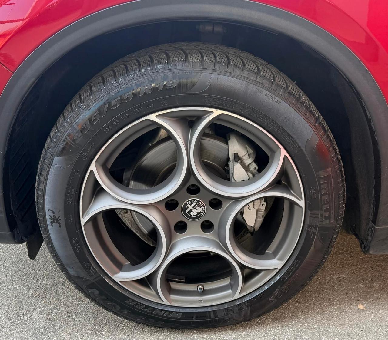 Alfa Romeo Stelvio 2.2 Turbodiesel 210 CV AT8 Q4 Competizione