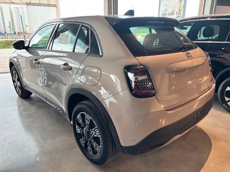FIAT 600 (2023-->) 600 Hybrid 110 CV DCT MHEV B...
