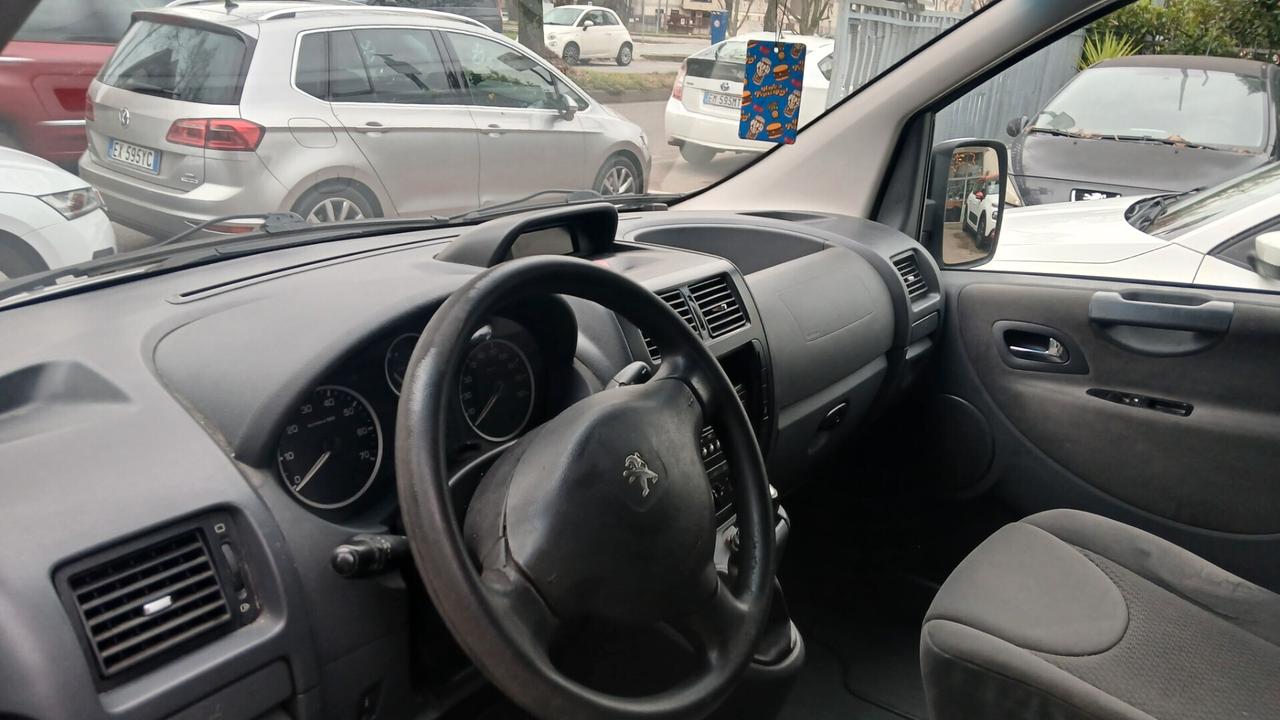 Peugeot Expert Tepee 2.0 HDi 6 POSTI 128 CV
