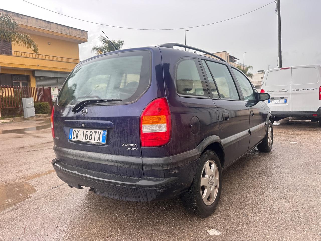 Opel Zafira 2.0d Elegance-2002 !!7 posti !!