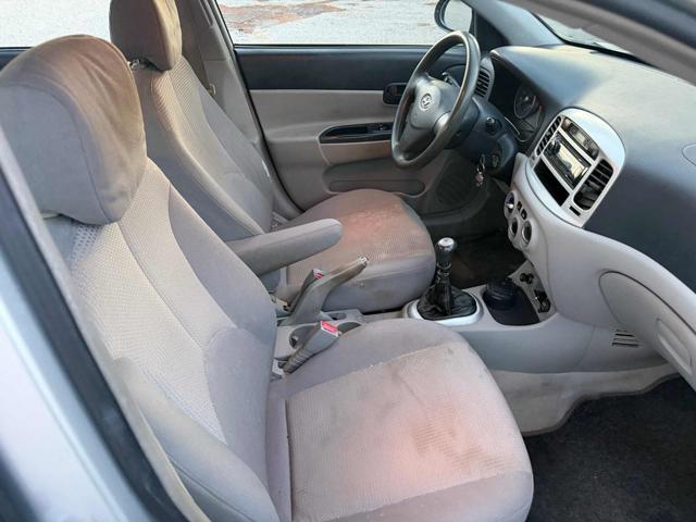 HYUNDAI Accent 1.4 4p. Active senza nessun lavoro da fare
