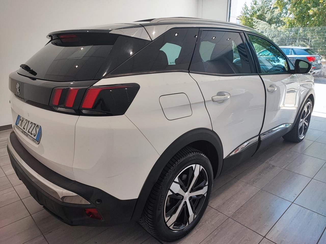 Peugeot 3008 BlueHDi 130 S&S EAT8 Allure