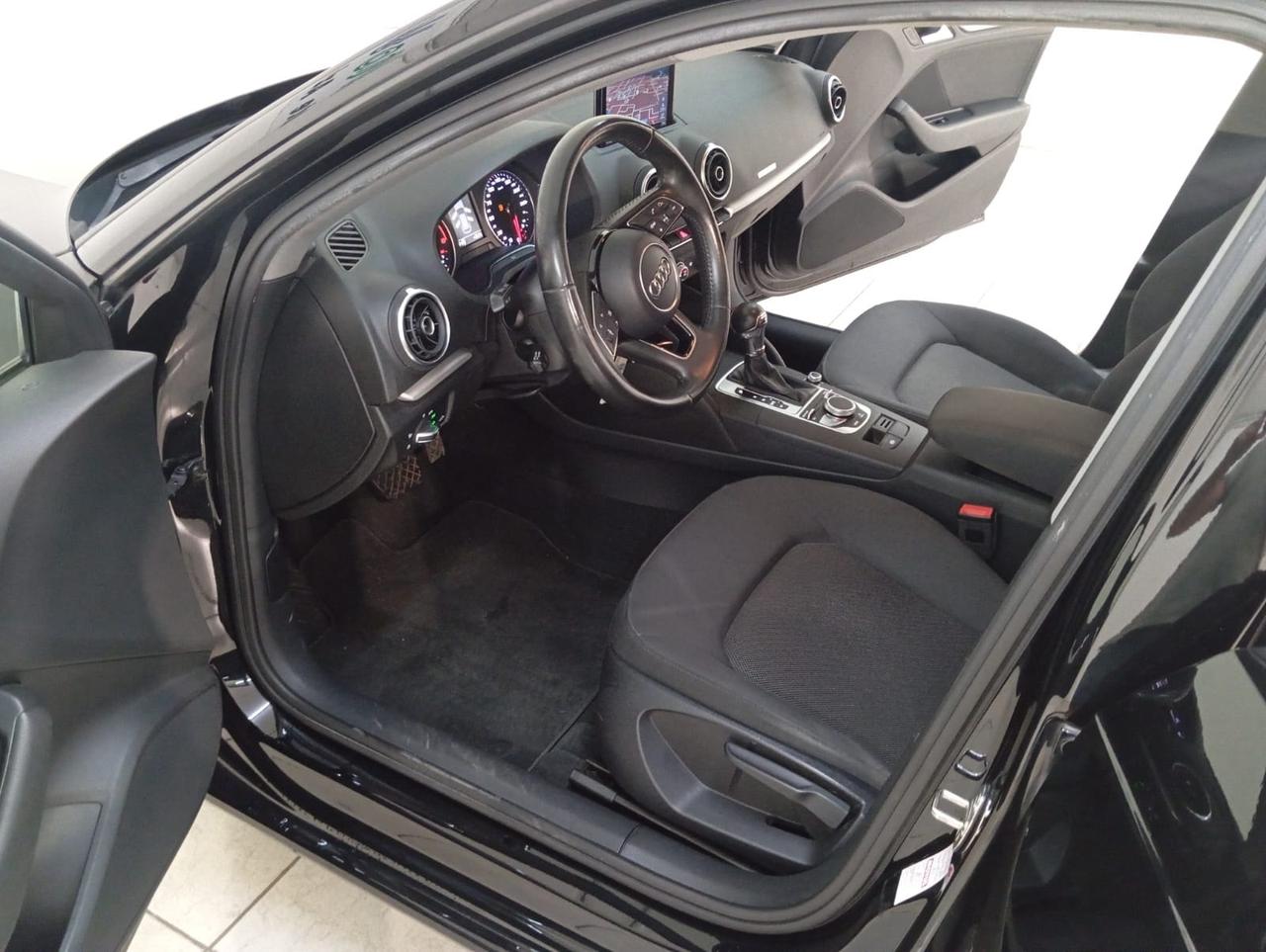 Audi A3 SPB 1.6 TDI S tronic Design