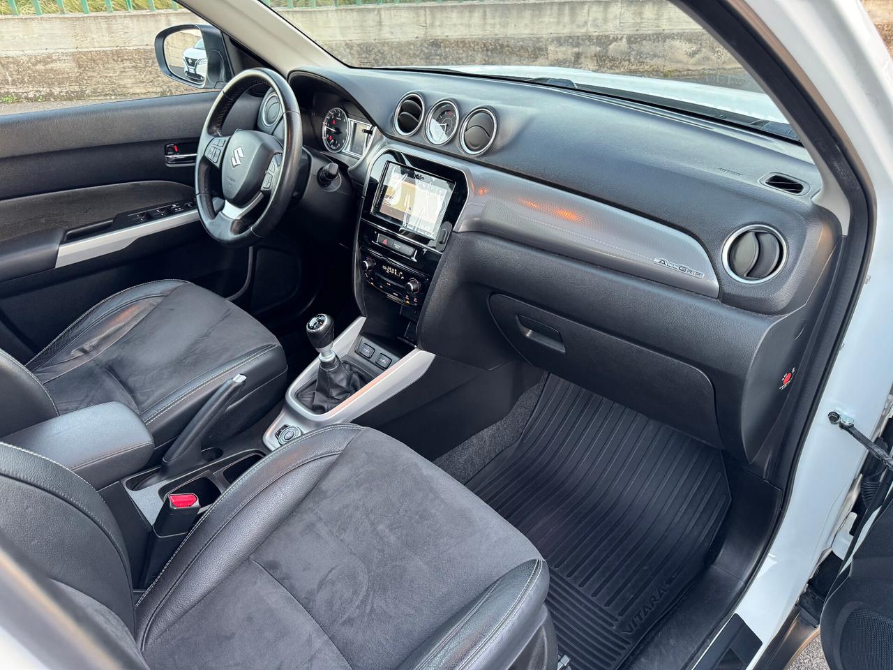 Suzuki Vitara 1.6 DDiS 4WD AllGrip V-Top