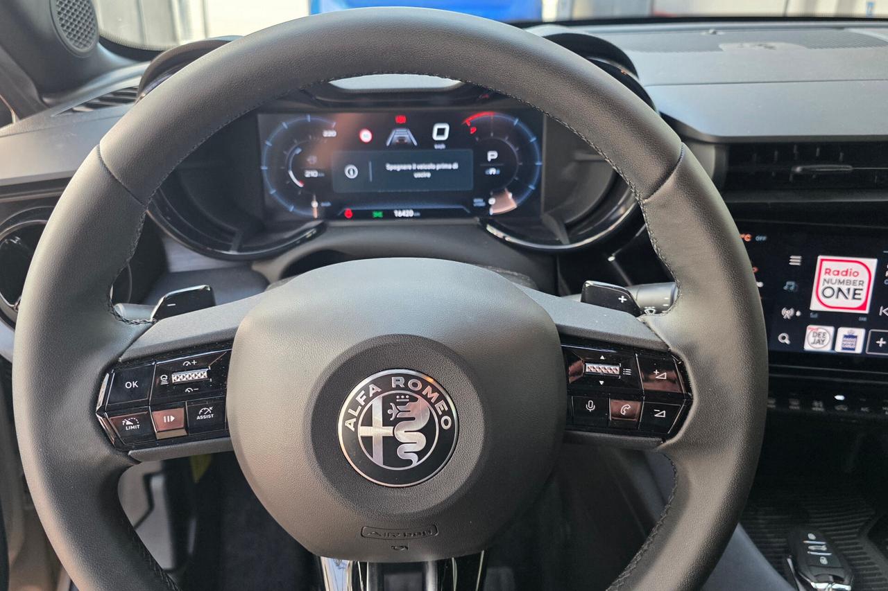 Alfa Romeo Junior 1.2 145 CV Hybrid eDCT6