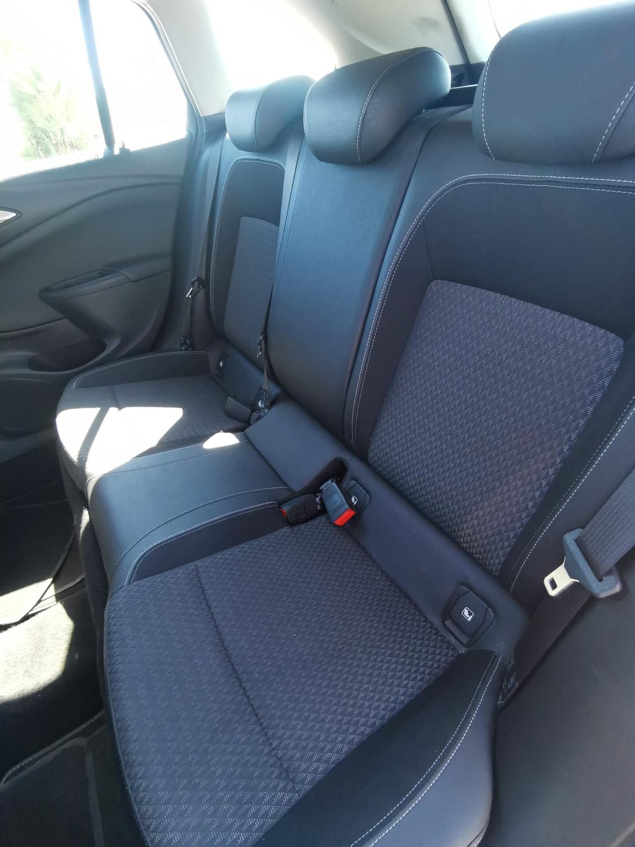 Opel Astra 1.6 CDTI 136CV Sports Tourer Cosmo