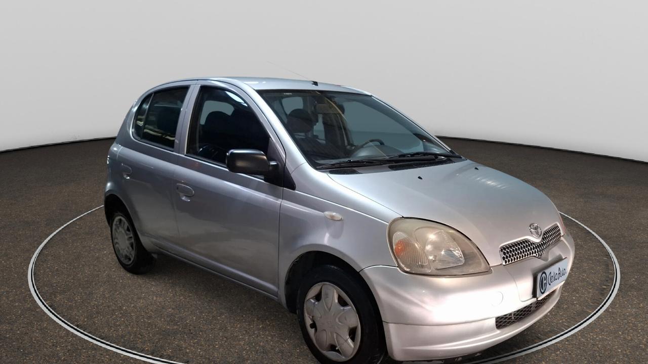 Toyota Yaris 1.0i 16V cat 5 porte Sol