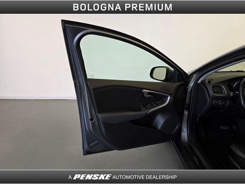 Volvo V40 D2 Geartronic Business Plus