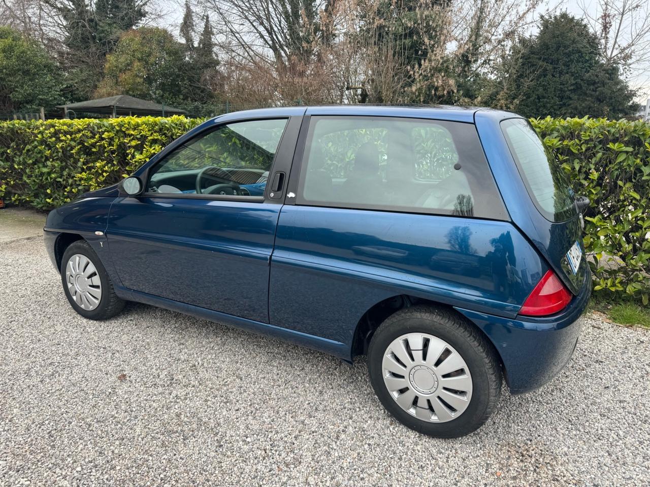 Lancia Y 1.2i cat Elefantino Blu - NEOPATENTATI