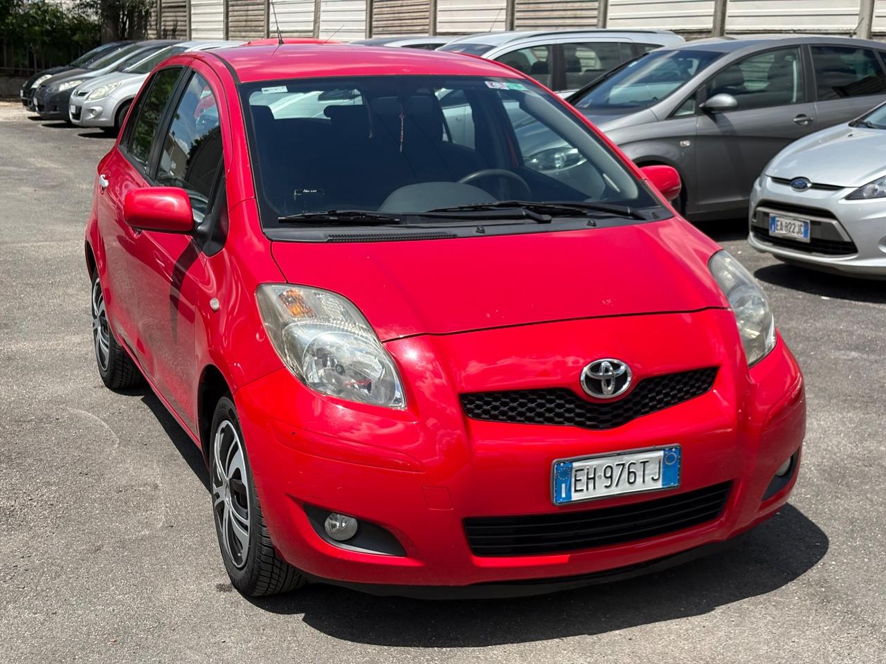 Toyota Yaris 1.0 5 porte Sol
