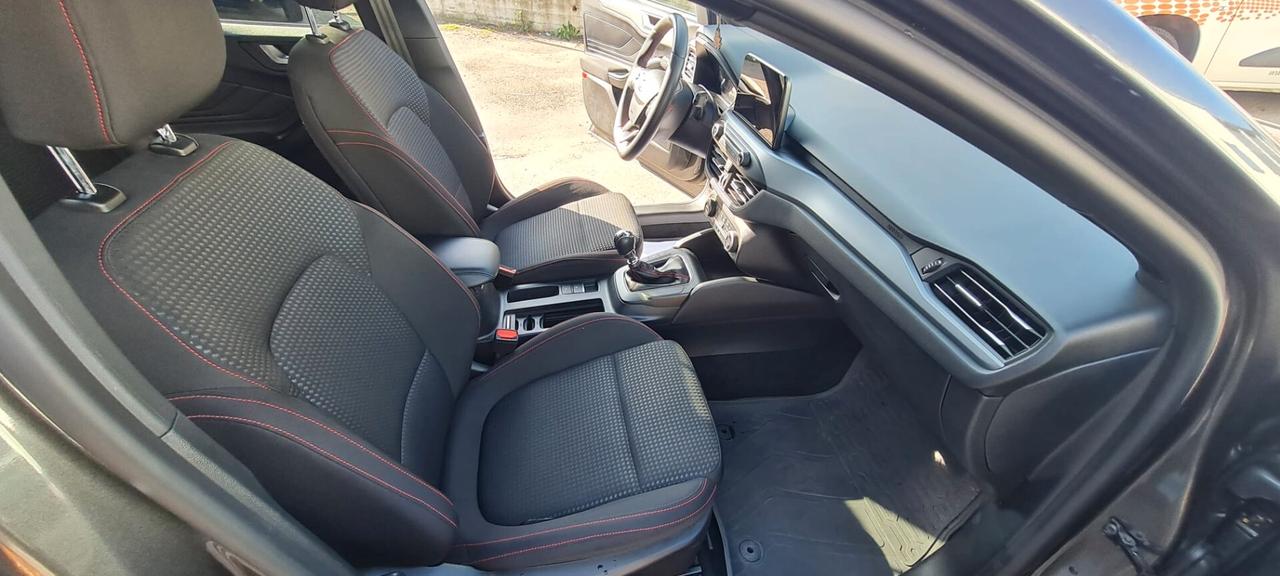 Ford Focus 1.0 EcoBoost Hybrid 125 CV 5p. ST-Line
