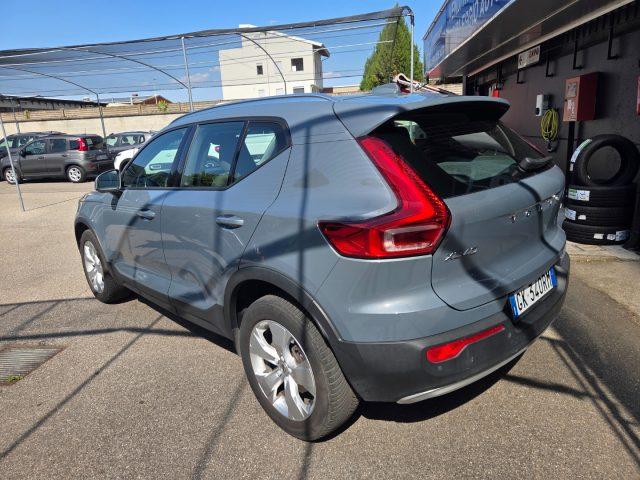 VOLVO XC40 B4 AWD automatico Plus