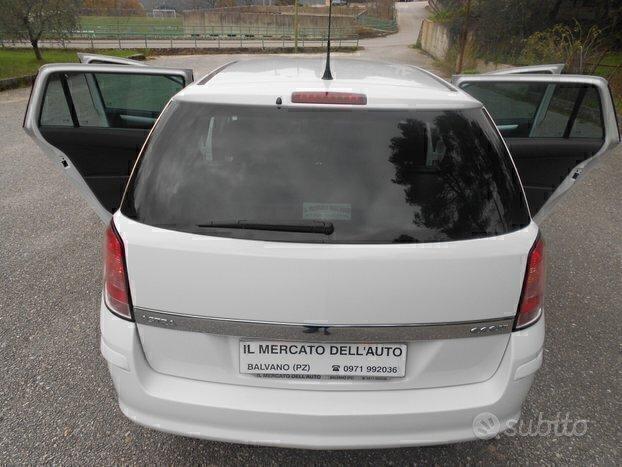 ASTRA S.W.1.7cdti(AUTO NUOVA:FERMA dal 2014)6marce