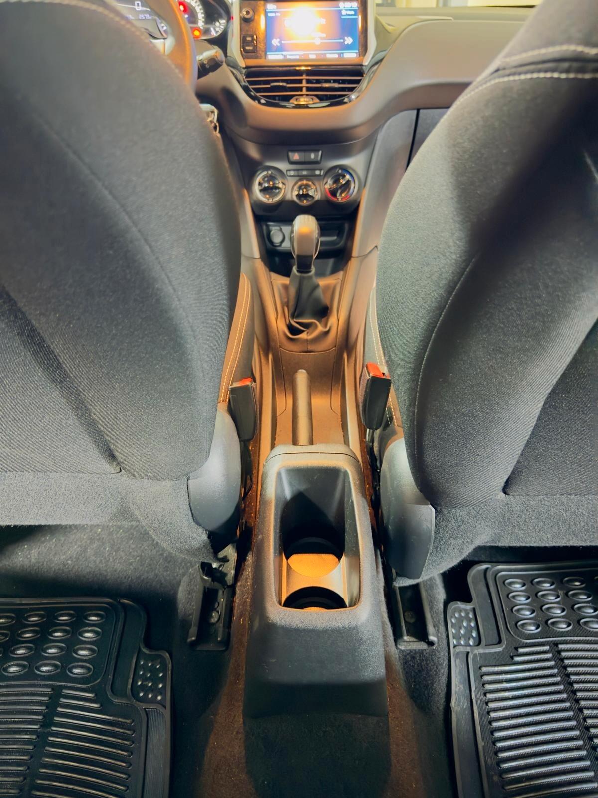 Peugeot 208 PureTech 82 5 porte Active AZIENDALE