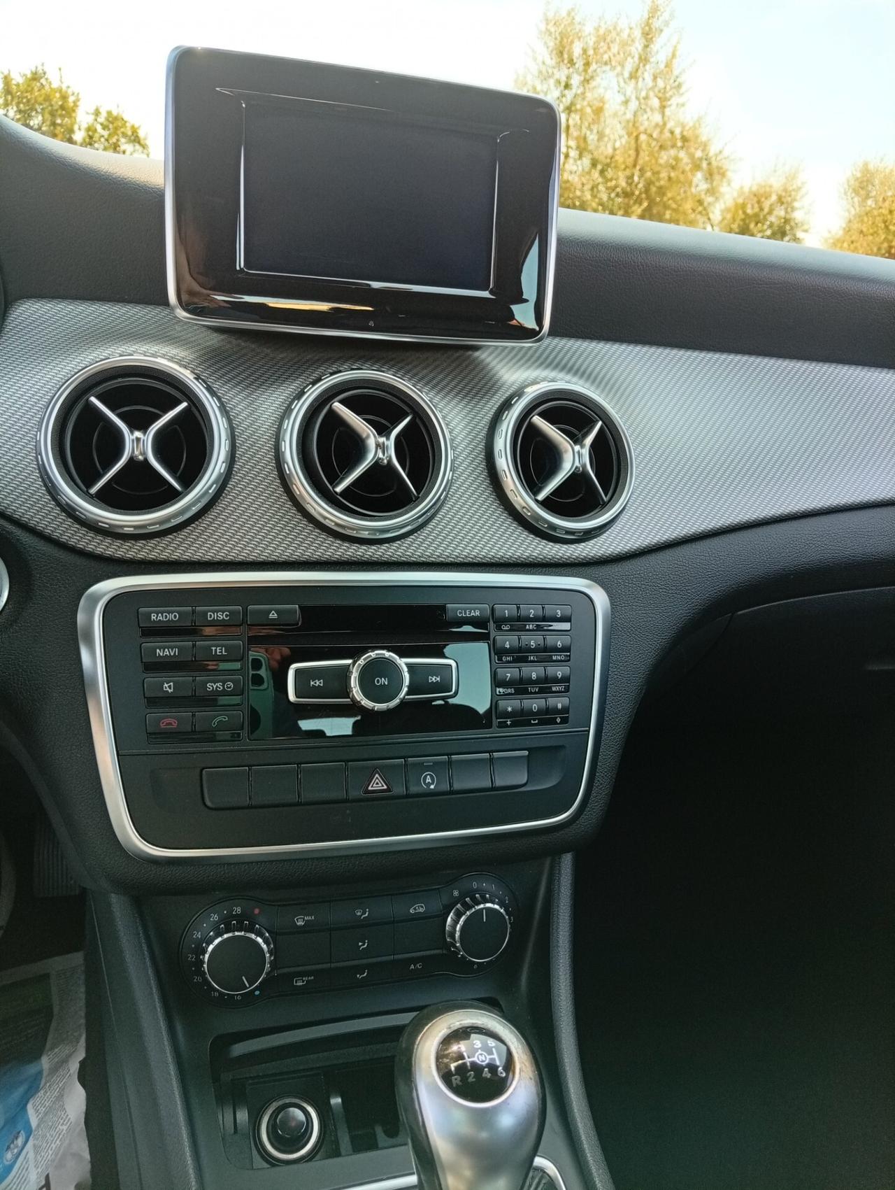 Mercedes-benz GLA 180 d Sport