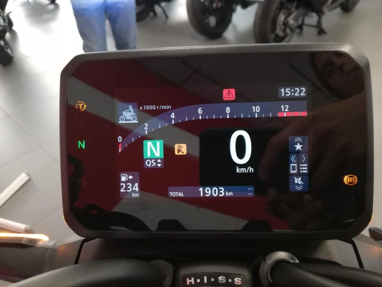 Honda CB 1000 HORNET- 2025 - 1903 KM