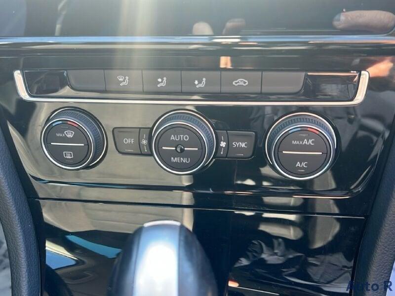 Volkswagen Golf 1.5 TGI Executive BMT DSG