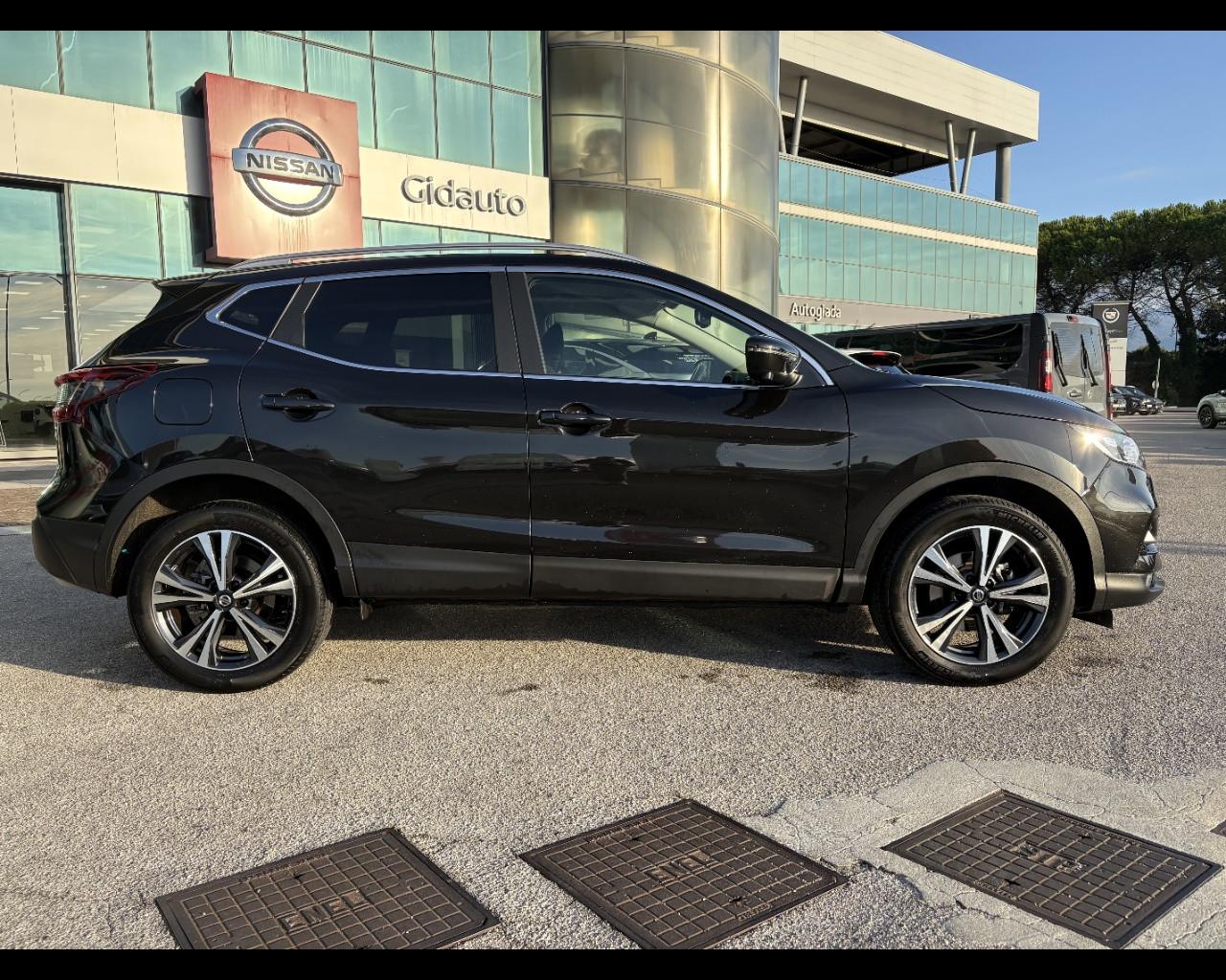 NISSAN Qashqai 2ª serie - Qashqai 1.3 DIG-T 140 CV N-Connecta