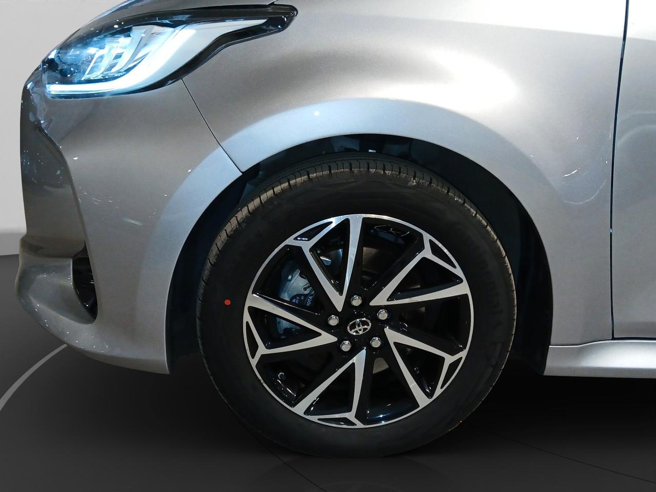 Toyota Yaris 1.5 Hybrid 5 porte Trend