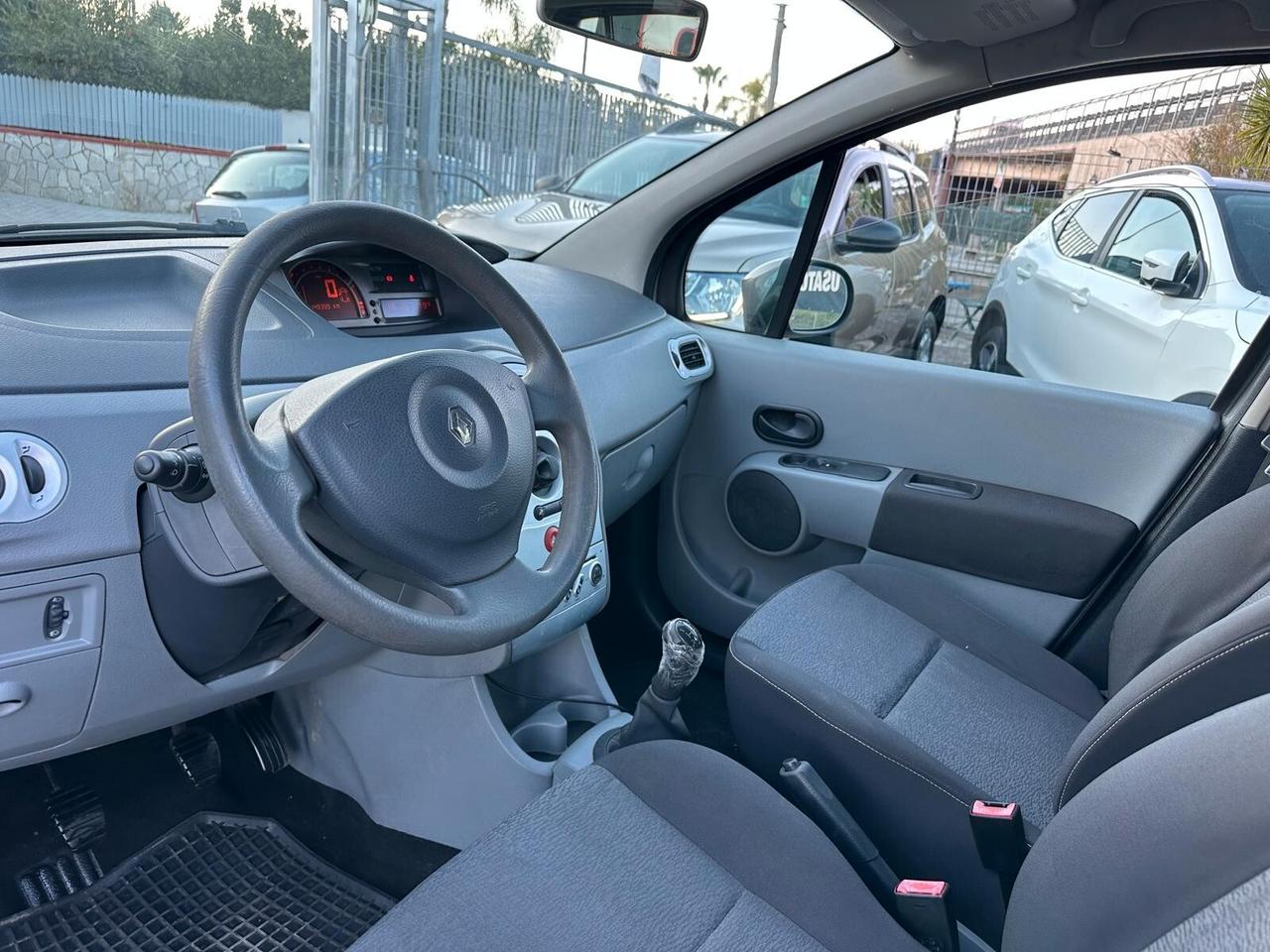 Renault Modus 1.2 16V Live-03/2011