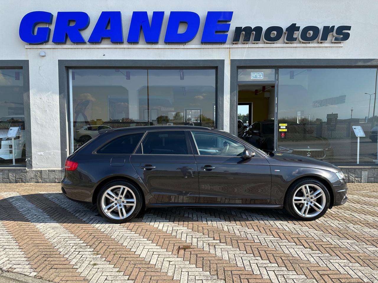AUDI A4 Avant 2.0 TDI Sline TETTO APRIBILE