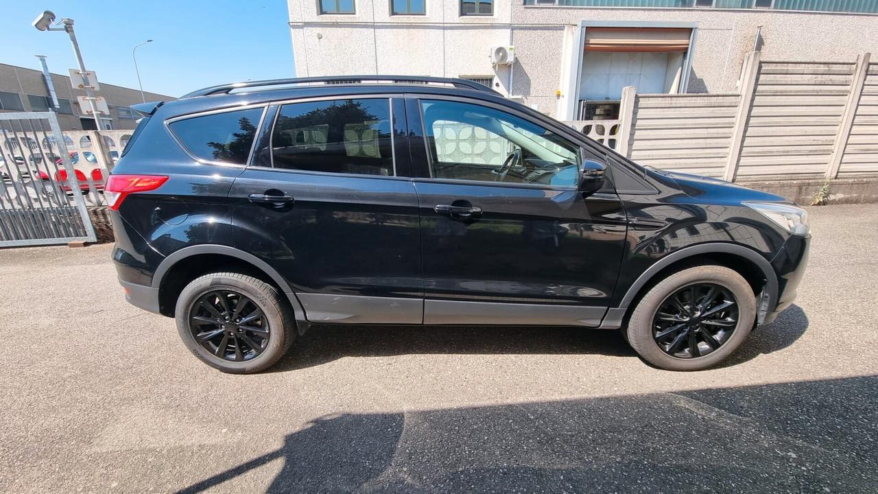 Ford Kuga 2.0 TDCI 150 CV S&S 4WD Powershift Titanium