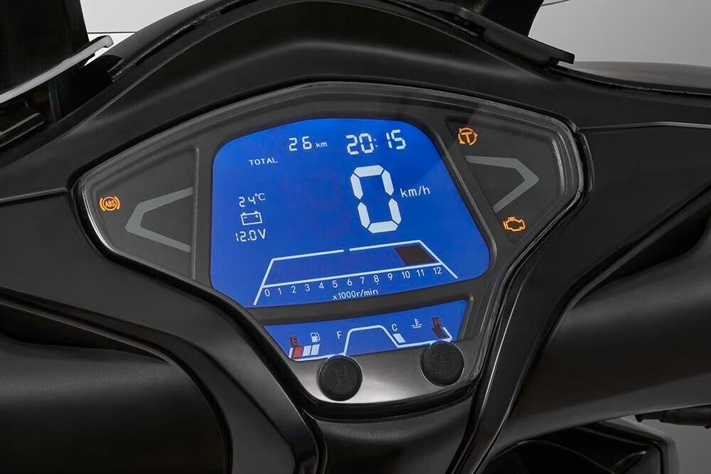 QJ MOTOR SQ 200 ABS TCS – RUOTA ALTA – BAULETTO – NUOVO