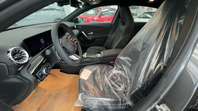 MERCEDES-BENZ A 200 d Automatic AMG Line Advanced