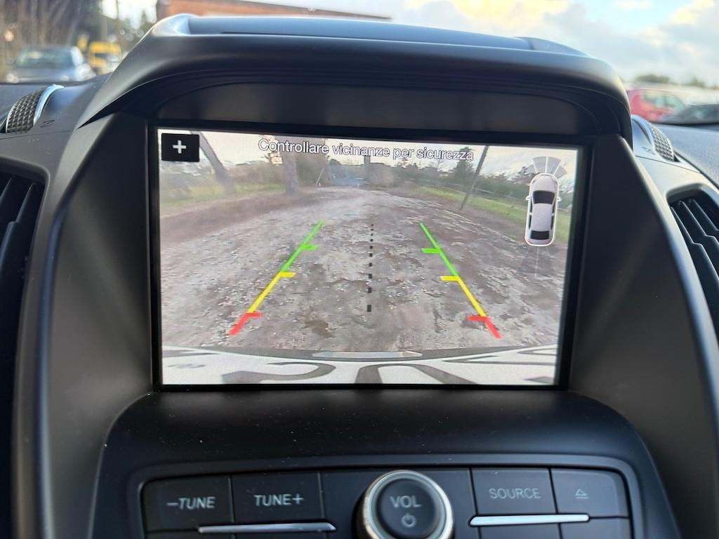 Ford Kuga 1.5 TDCI 120 CV S&S 2WD ST-Line