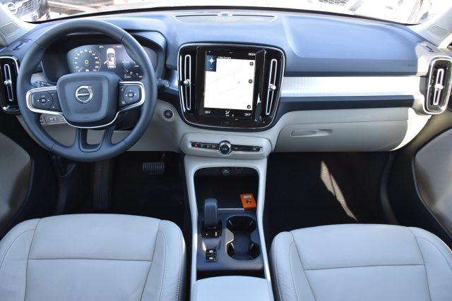 VOLVO XC40 T4 Recharge Plug-in Hybrid Inscription Expression