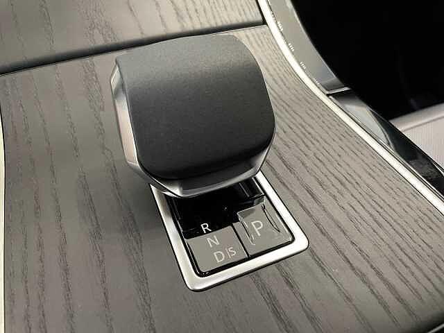 Land Rover Range Rover Velar S 204CV Dark Edition