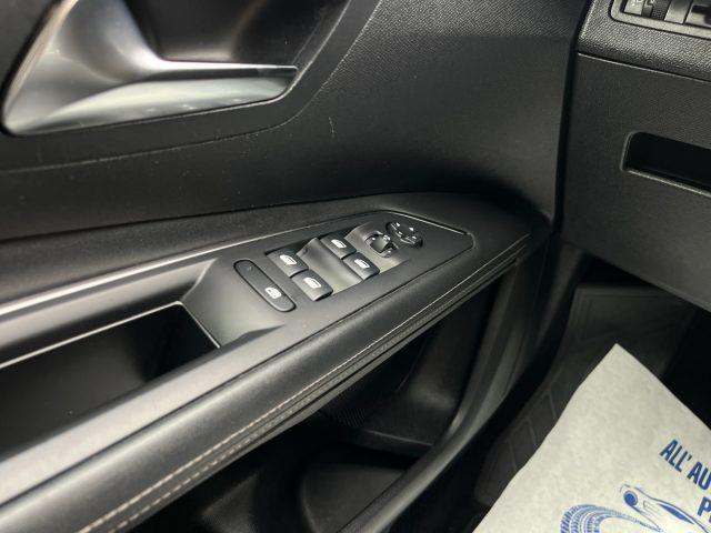 PEUGEOT 3008 1.5BlueHDi 130 EAT8 Allure