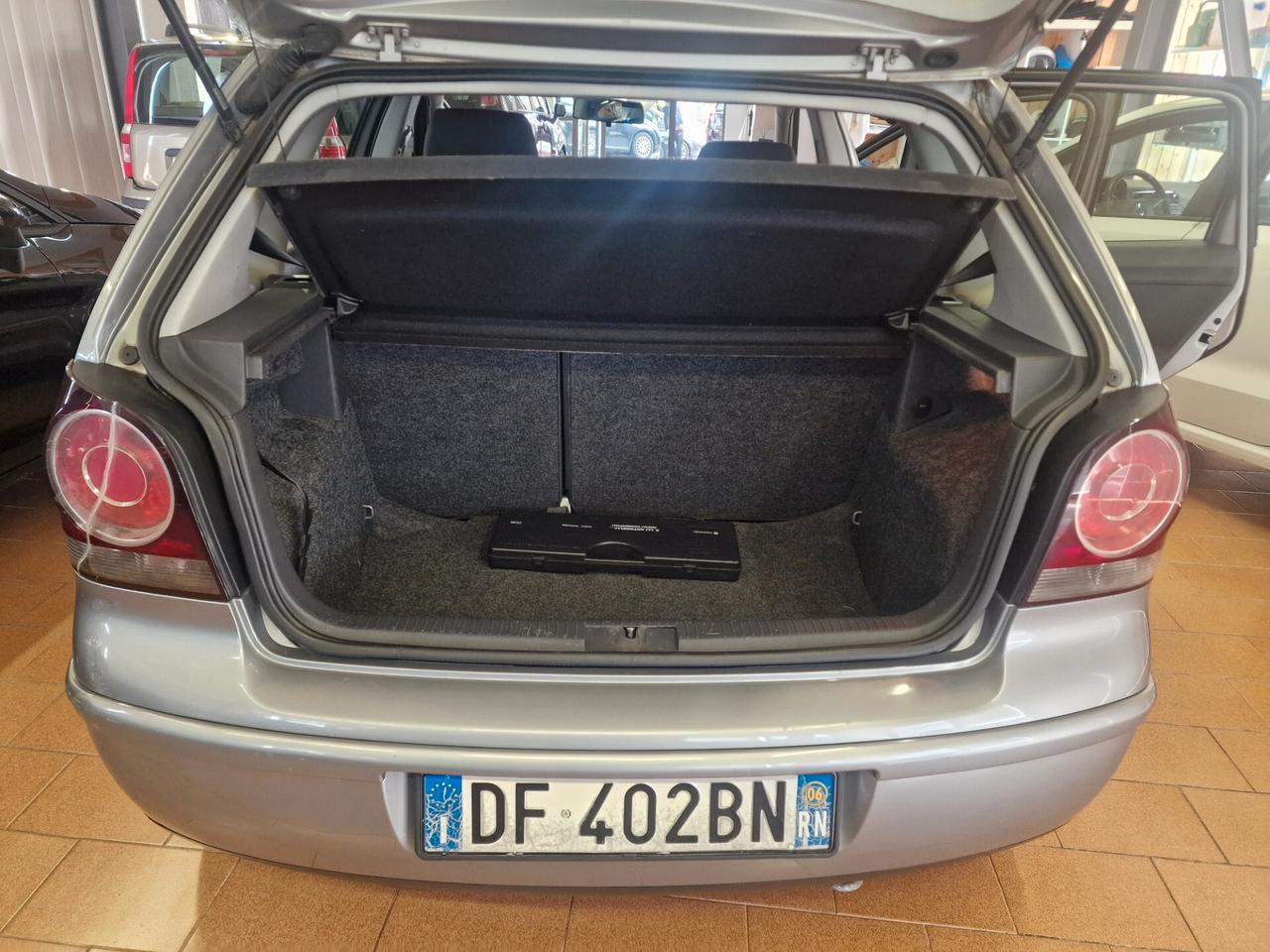 Volkswagen Polo 1.4/80CV 16V 5p. Comfortline