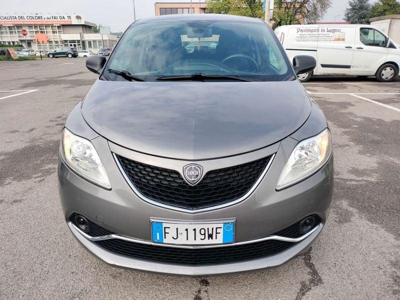 Lancia Ypsilon 1.2 69cv Silver