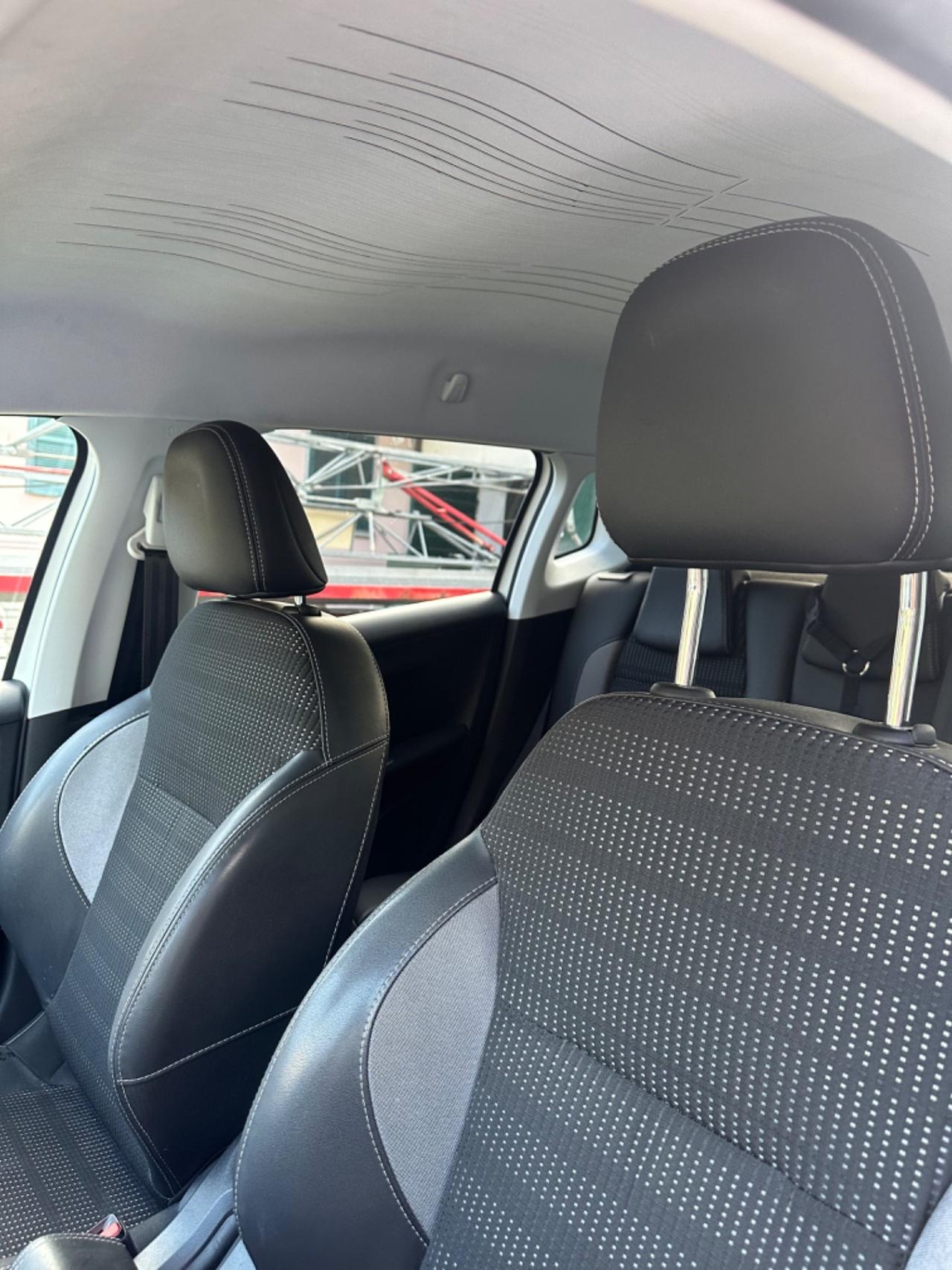 Peugeot 2008 BLUEHDi 100 ALLURE KMCERT GARANZ UNICOPR