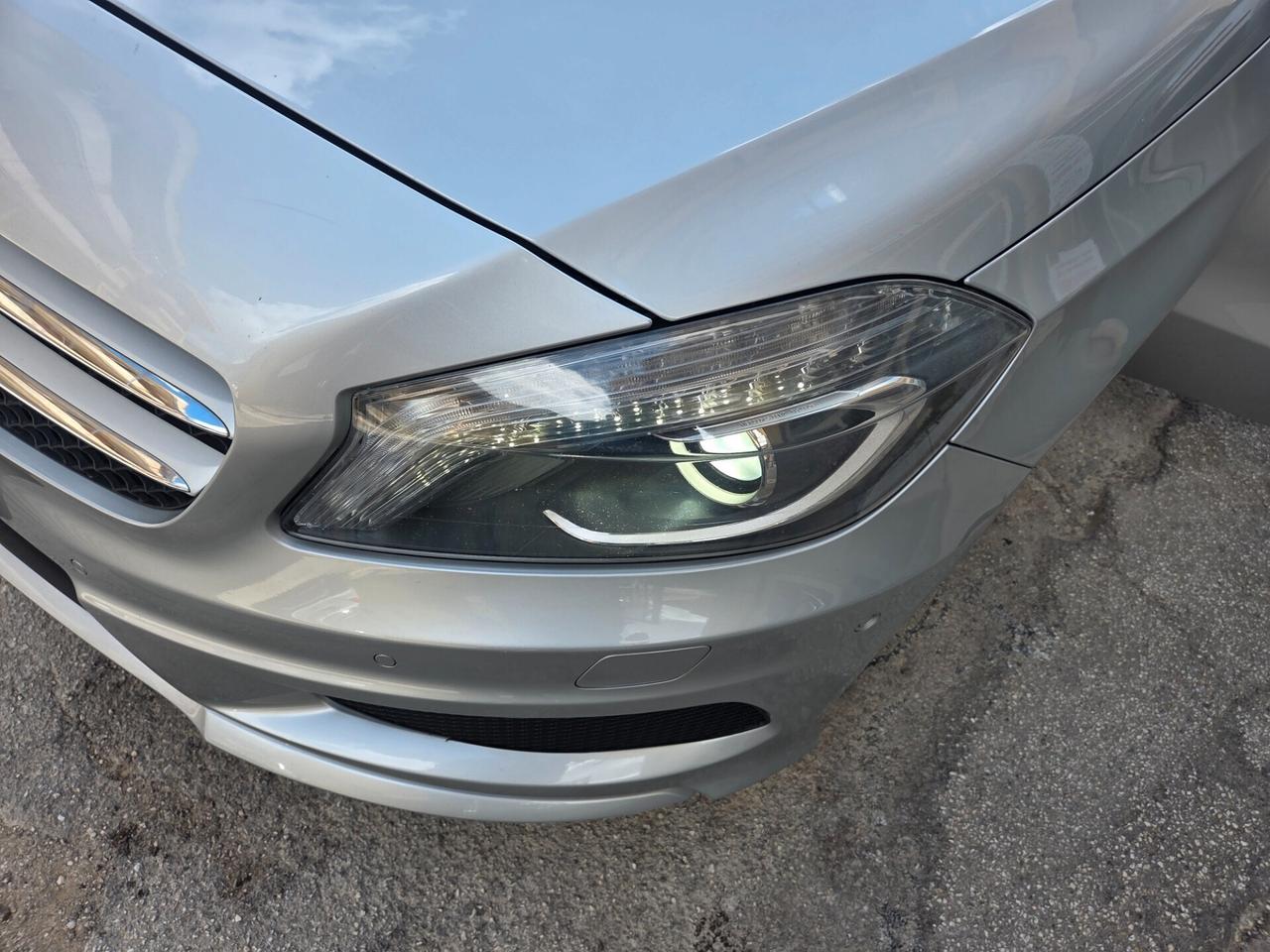 MERCEDES A200 PREMIUM TETTO APRIBILE 136CV KMCERTIF