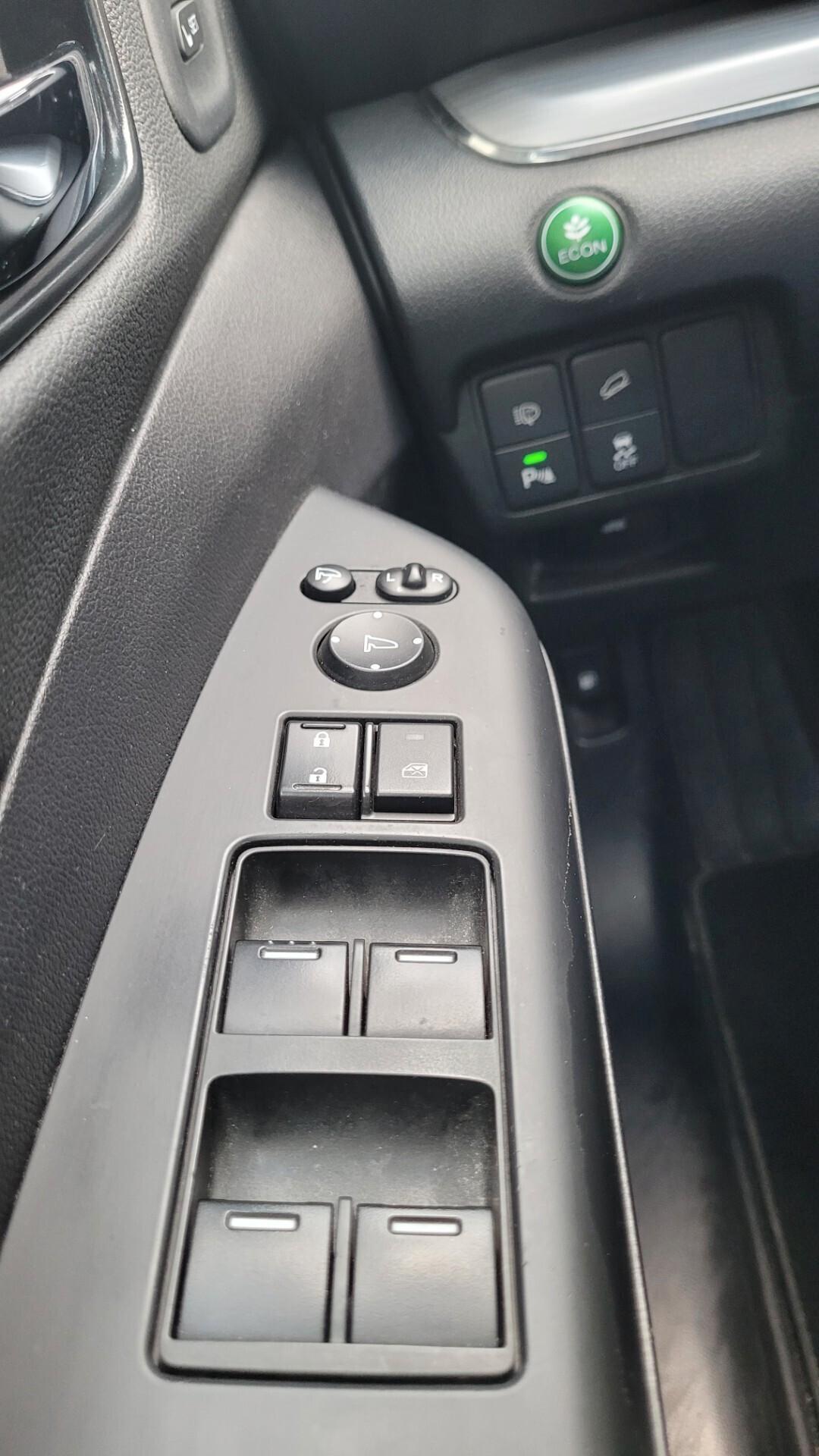 Honda CR-V 1.6 i-DTEC Executive Navi .. 4X4 ..
