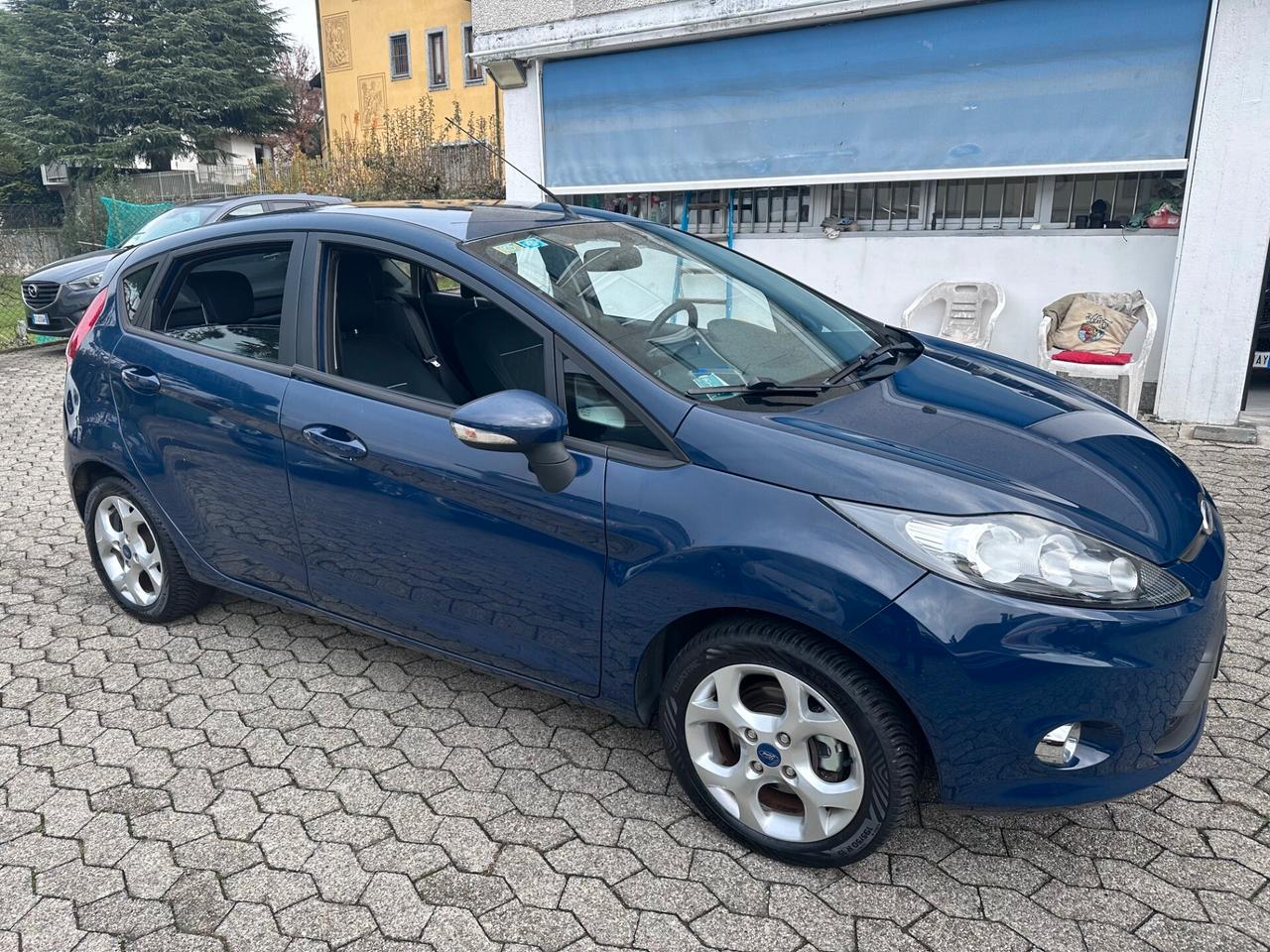 Ford Fiesta Ikon 1.2 60CV 5 porte