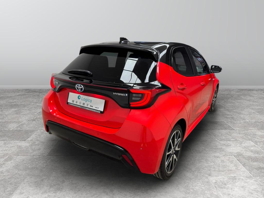 TOYOTA Yaris IV - Yaris 1.5h Premiere
