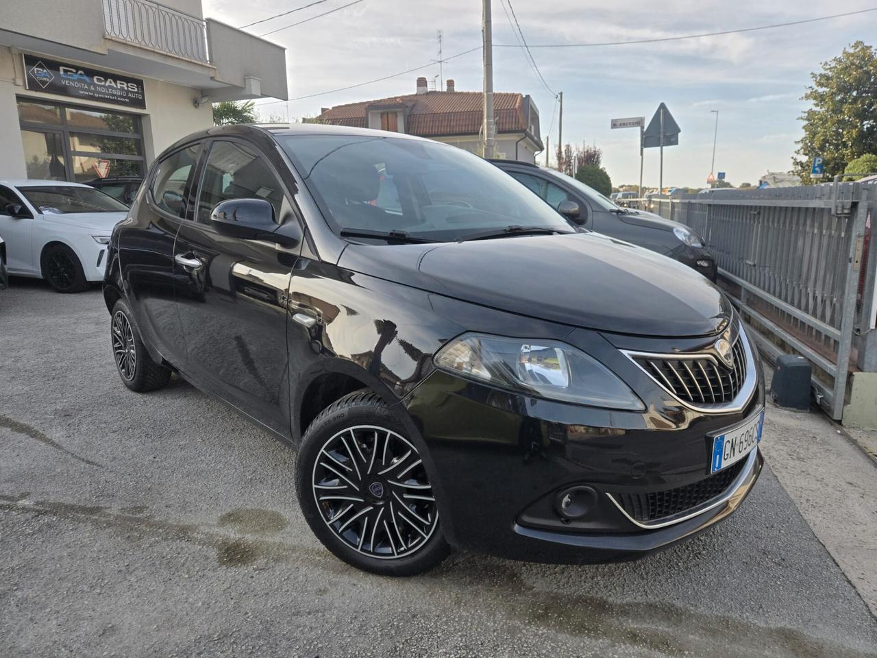 LANCIA YPSILON GOLD 1.0 70 cv HYBRID -PROMO OTTOBRE GA FIN&SAFE-