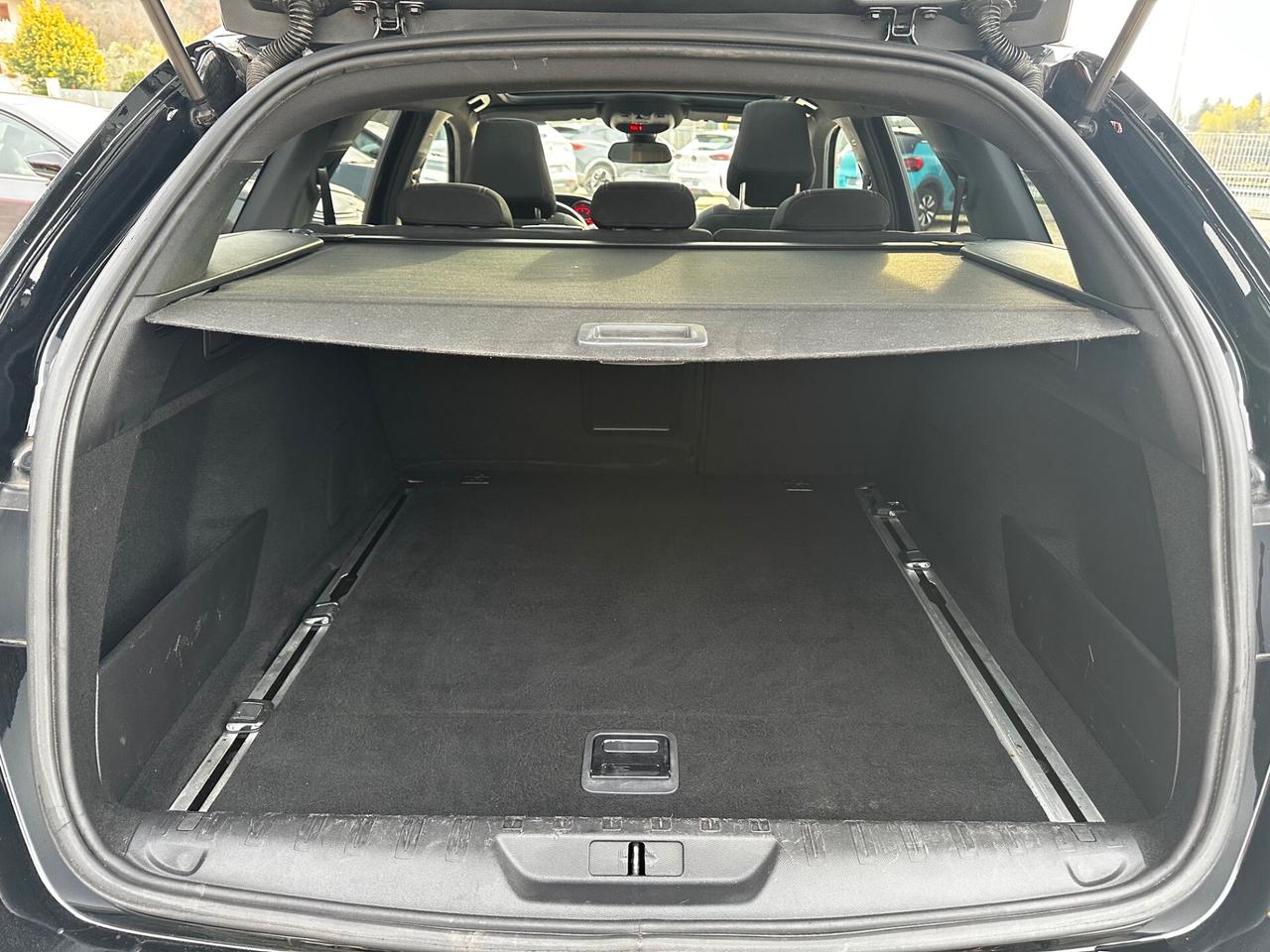 Peugeot 308 BlueHDi 130 GT Line AUTOCARRO N1